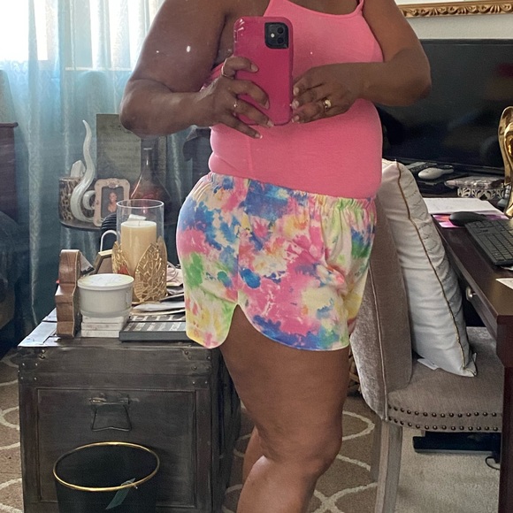 Tied Dyed Shorts - Picture 1 of 3